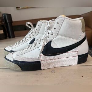 Men’s Nike Blazers